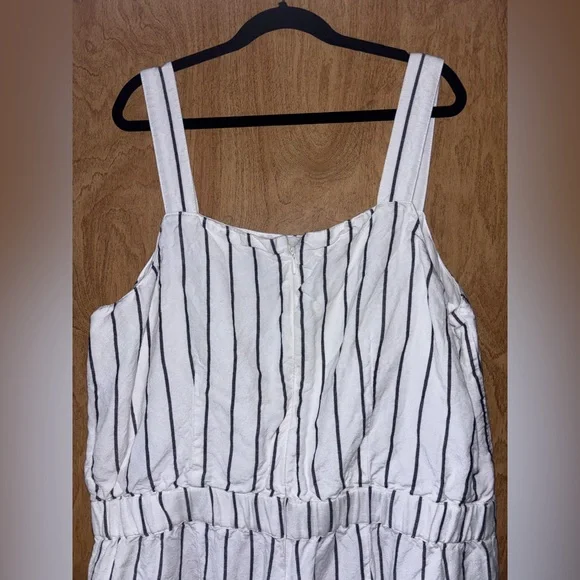 LOFT Black and White Striped Jumpsuit - Picture 3 of 4